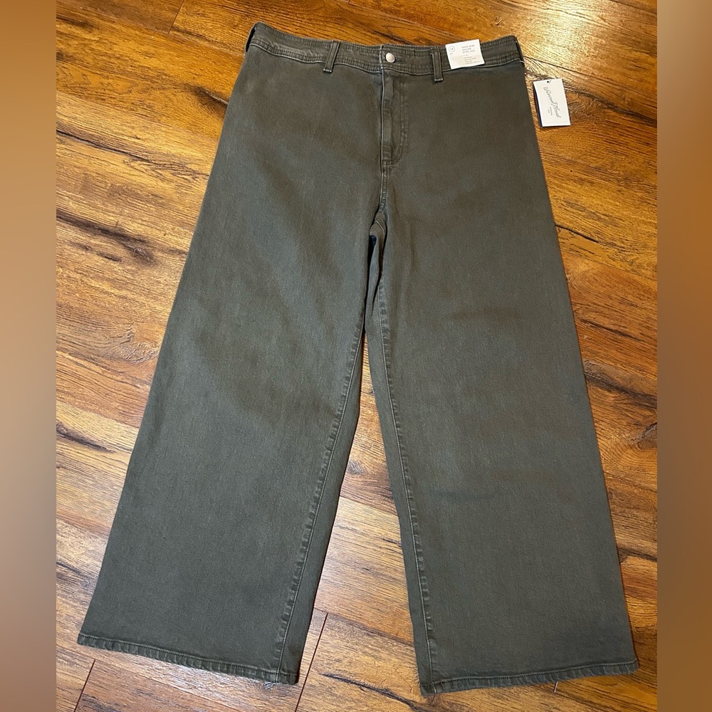 Universal Thread Olive Green Wide Leg Jeans
